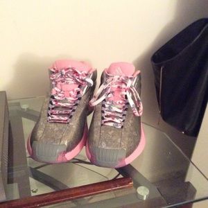 Pink and Gray Kobe Brant's
