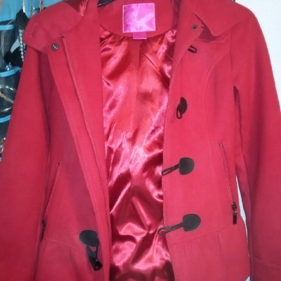 Coat - Picture 1 of 3