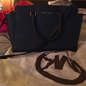 Michael Kors Large Selma Satchel Leather bag