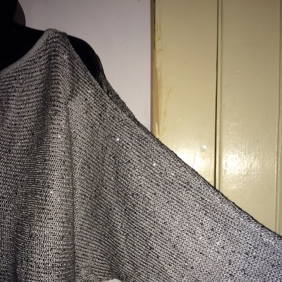 Cold Shoulder Gray Sequin Sweater! - image 3