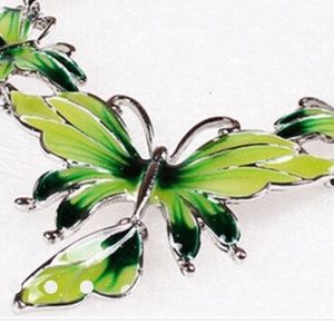 ❤️️STATEMENT❤️️ Exotic Butterfly Design Set