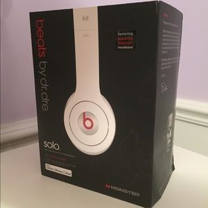 Solo Beats by Dr. Dre