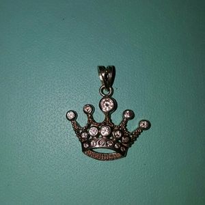 Crown pendant
