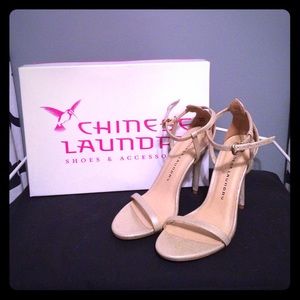Gold 7.5 Chinese Laundry Sandal