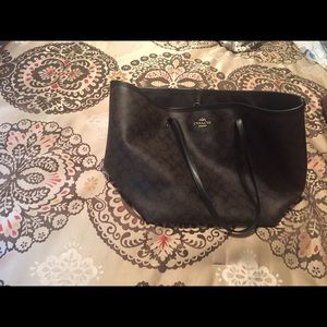 Brown coach tote purse