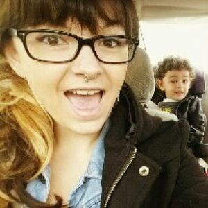 Meet your Posher, Ashley