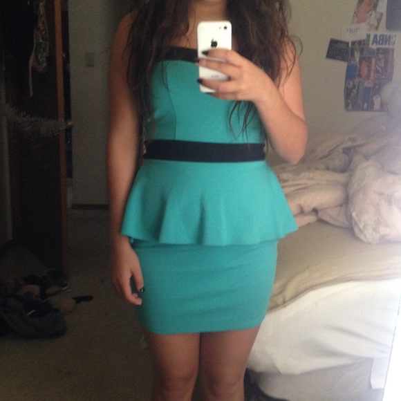 🔥5$ SALE🔥Peplum dress - Picture 2 of 3