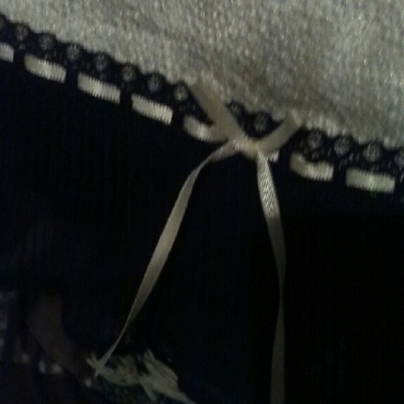 Sleepwear - Picture 2 of 4