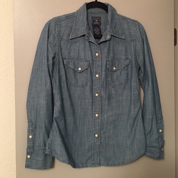 Lucky cotton denim button down