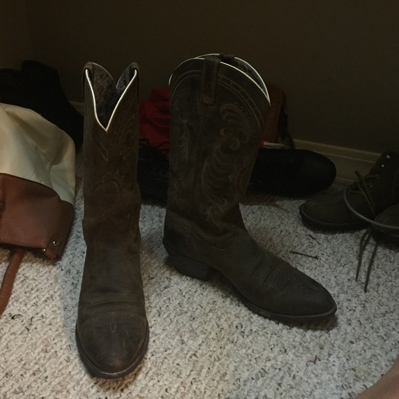 Ariat Cowgirl boots