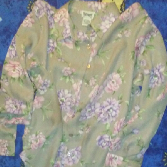 FLORAL blouse