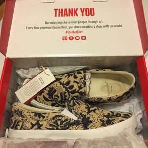 NWT Bucketfeet Slip-on Sneakers - size 8