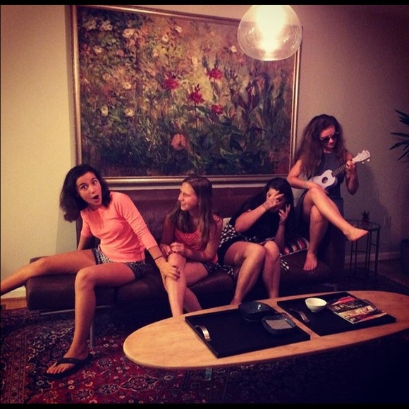 Meet your Posher, Kiersten - Picture 1 of 1