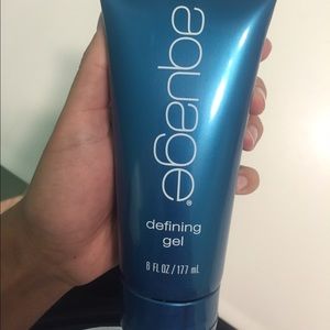 Aquage defining gel