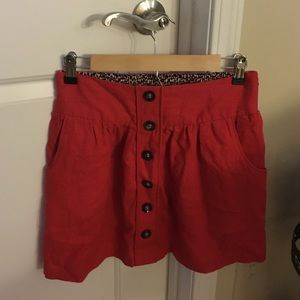 Red skirt with pockets