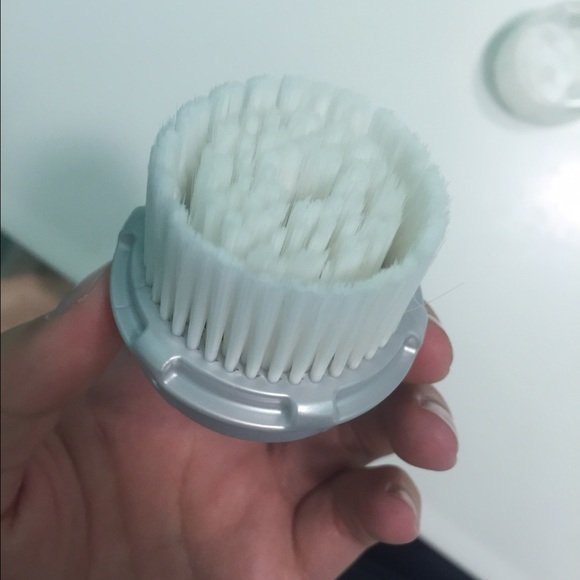 Clarisonic brush head