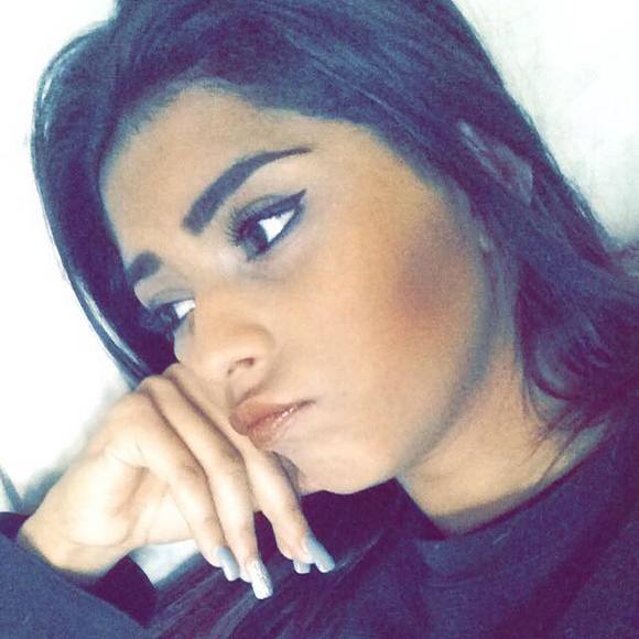 Meet your Posher, Sade