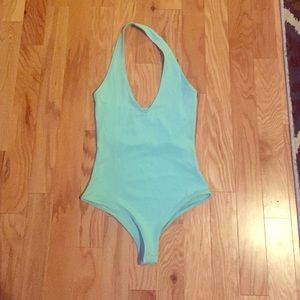 NWT Tobi mint vneck bodysuit