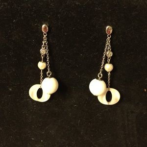 NORDSTROM White Dangling Earrings NWOT