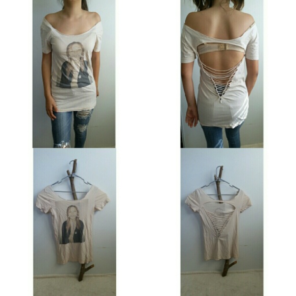 Off shoulder shirt