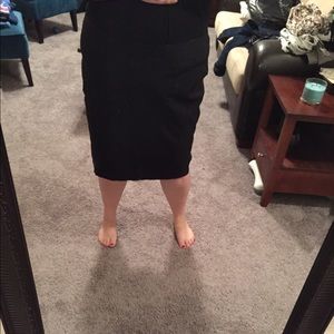 ⚡️SALE ⚡️Black pencil skirt