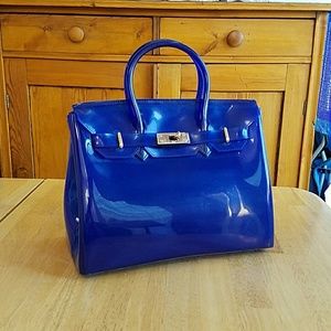 Royal blue jelly handbag!