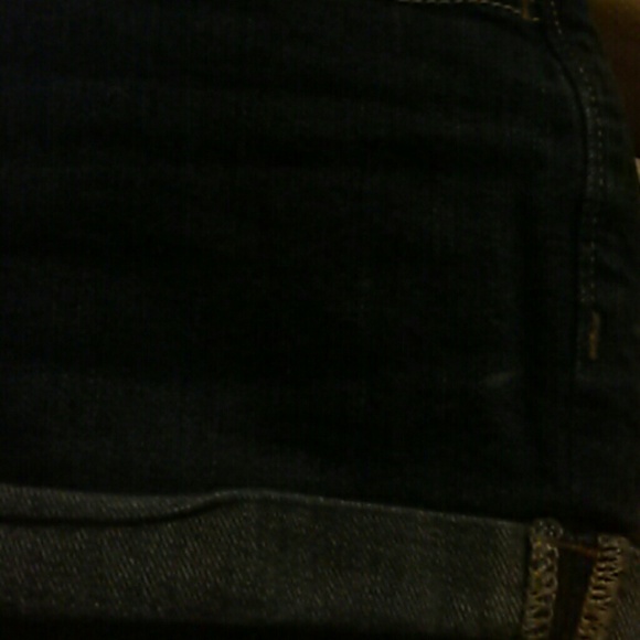Shorts - Picture 4 of 4