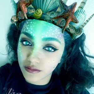 Meet your Posher, Edith