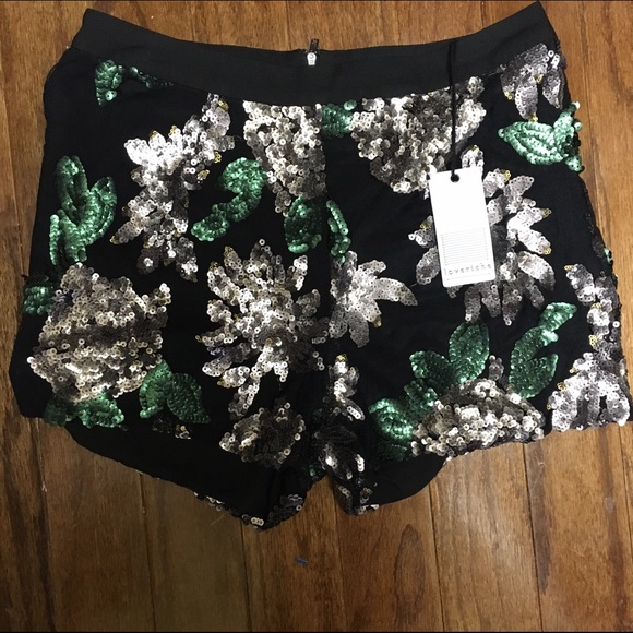 Sequin design boutique black shorts