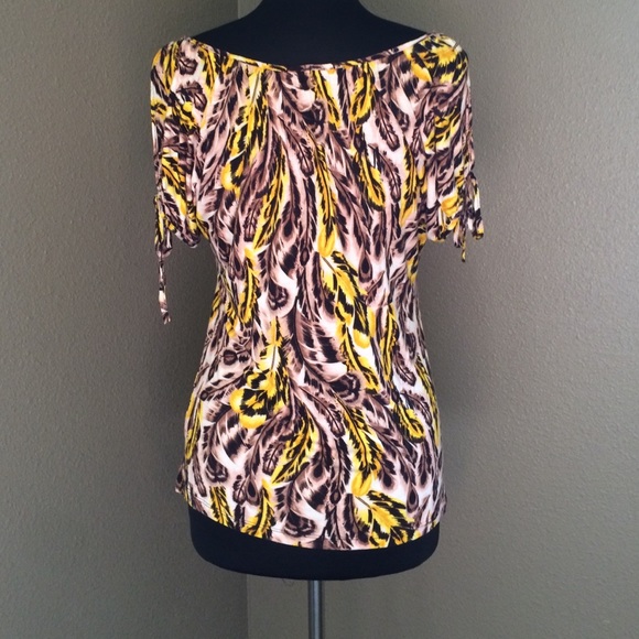 Pre-Loved feather print top - Picture 3 of 4