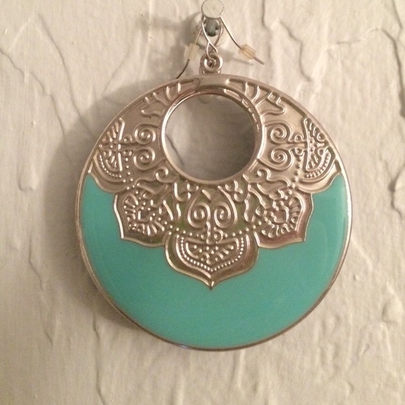 Unforgettable earrings