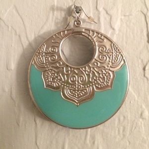 Unforgettable earrings