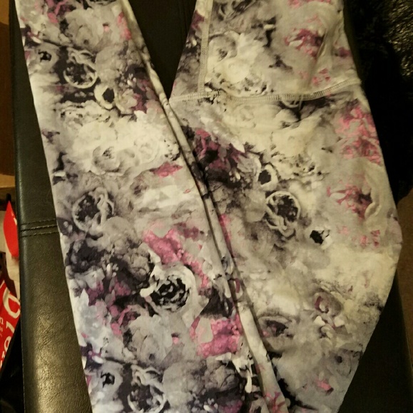 Reserved bundle trade for thepinkhorse