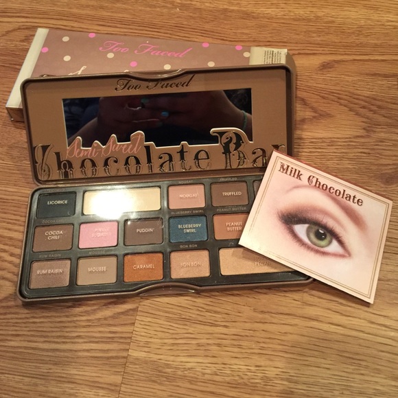 Too Faced Semi sweet Chocolate Bar - Picture 2 of 2