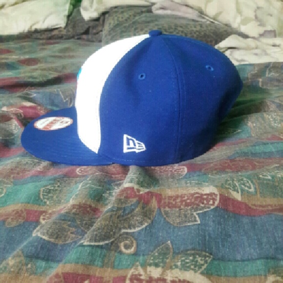 Hat - Picture 3 of 4