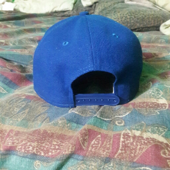 Hat - Picture 4 of 4
