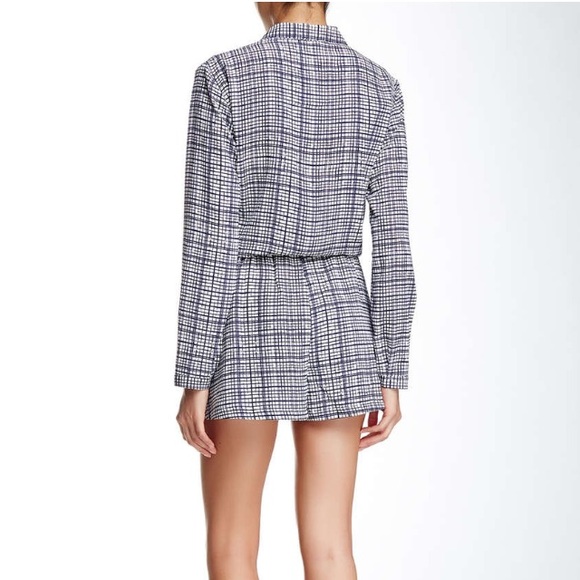 ✨Collared Short Romper Black & White Size Large❤️️ - Picture 2 of 3