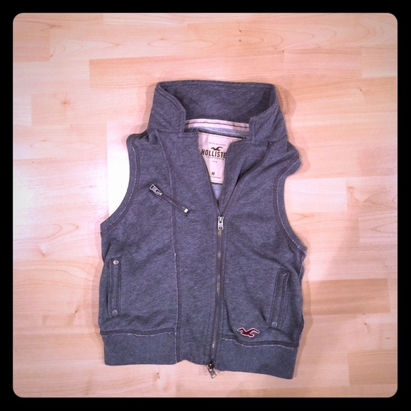 Grey zip up vest