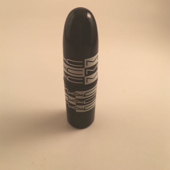 MAC  semi annual Lustre lipstick