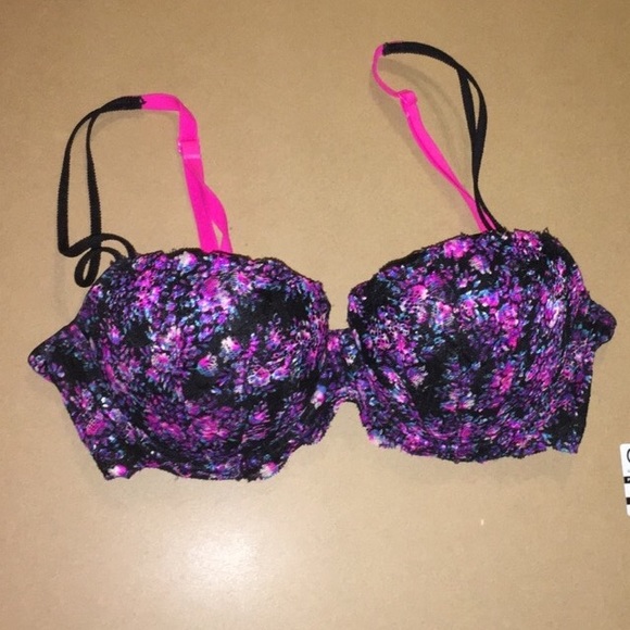 Victoria's Secret push bra. Size 36B.