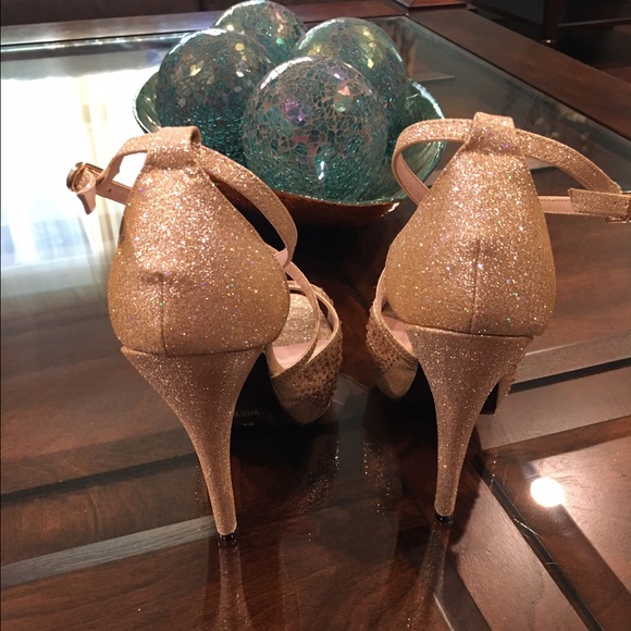 Gold rhinestone heels - Picture 4 of 4