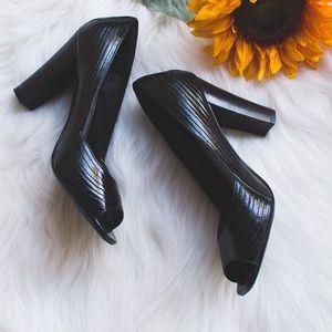 9 west peep-toe pumps