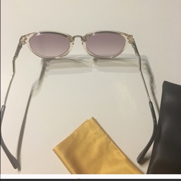 Fendi sunglasses 😎💎 - Picture 4 of 4