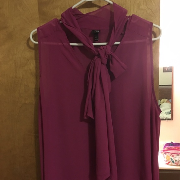 Fuchsia tie neck chiffon SZ 20