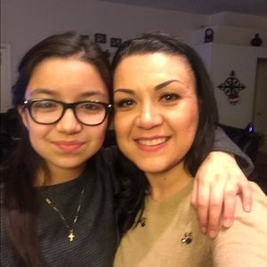 Meet your Posher, Alondra