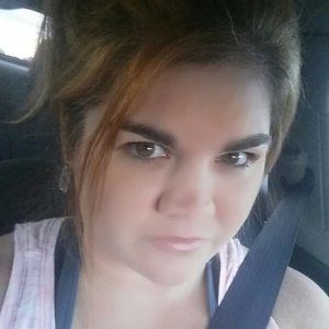 Meet your Posher, Traci