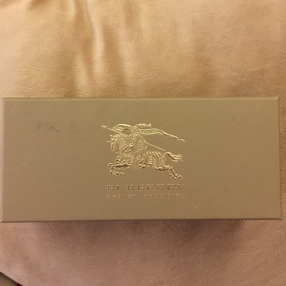 Burberry sunglasses box