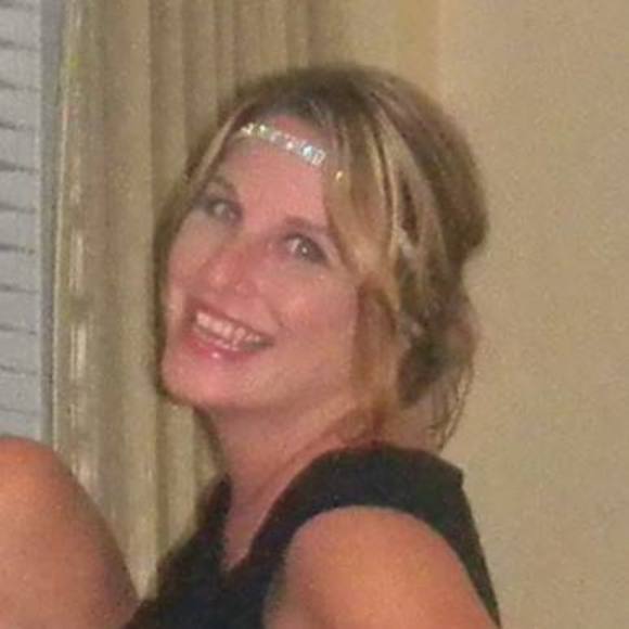 Meet your Posher, Denise