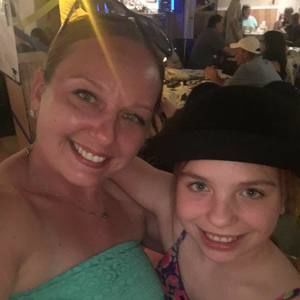 Meet your Posher, Joanie