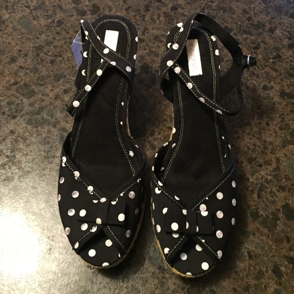New black and white polka dot wedge high heels